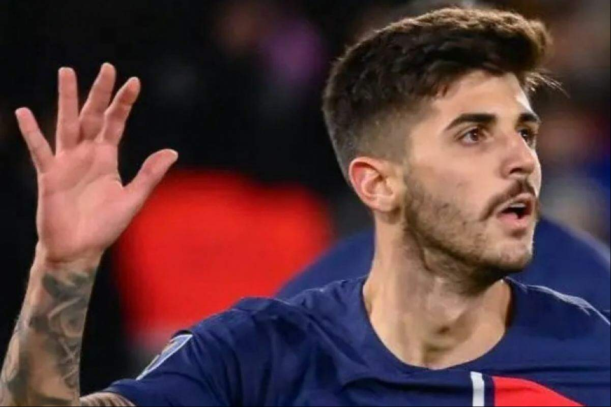 Beraldo com a camisa do PSG: zagueiro é piracicabano e começou nas categorias de formação do Nhô Quim