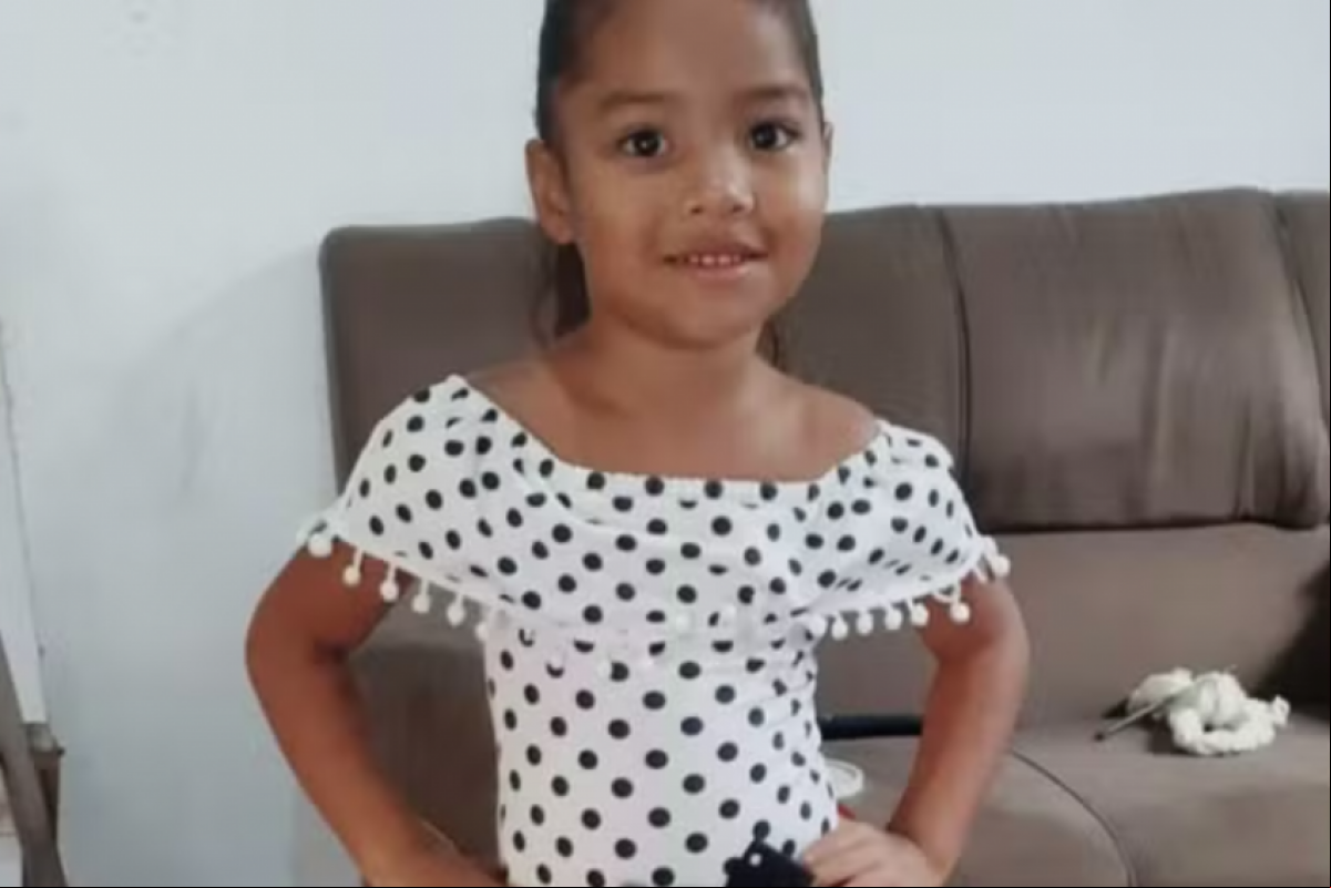 De acordo com a Polícia Civil, mãe e filha estavam em um carro que capotou na estrada.