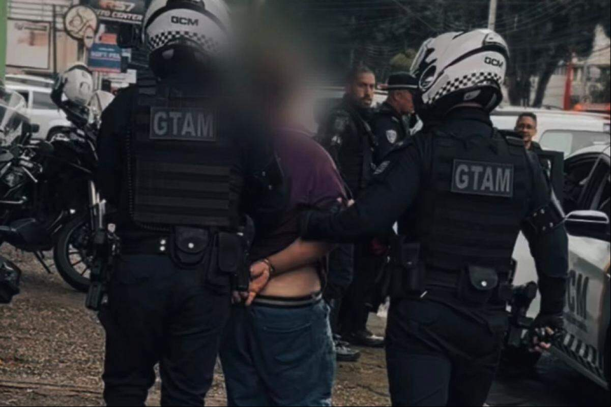Homem foi preso por equipes do Gtam